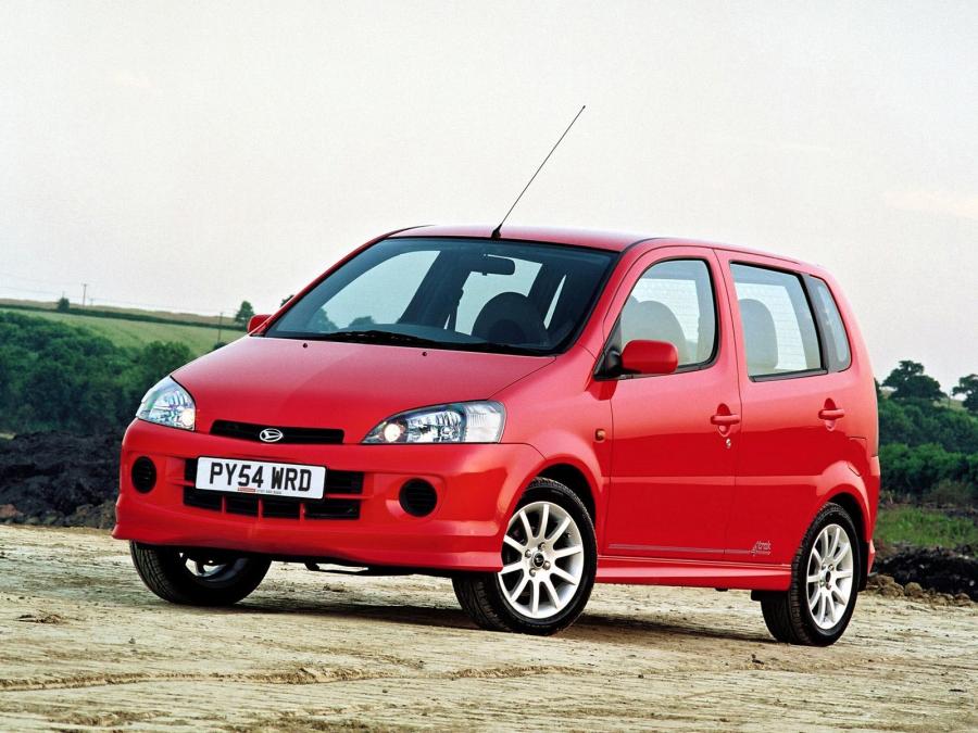  Daihatsu YRV 2000 года  (фото 13 из 16)